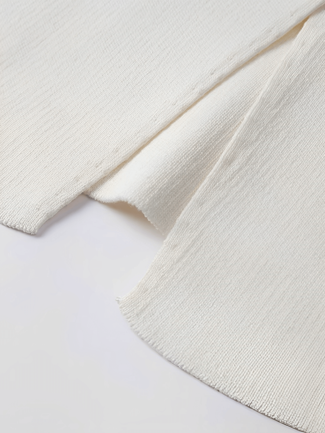 Conjunto Feminino Alfaiataria com Colete de Botões e Saia Longa em Camadas Plissada - Mirella