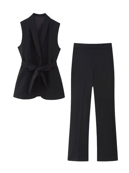 Conjunto Feminino em Alfaiataria com Colete Alongado e Acinturado por Faixa e Calça Reta de Cintura Alta - Sabine