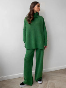 Conjunto de Tricô com Suéter Mullet Gola Alta e Calça Pantalona - Melanie [FRETE FULL]