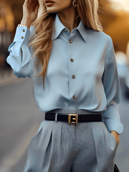 Camisa Feminina Semi-Acetinada com Lapela Botões Elegantes e Punhos Ajustáveis – Eva
