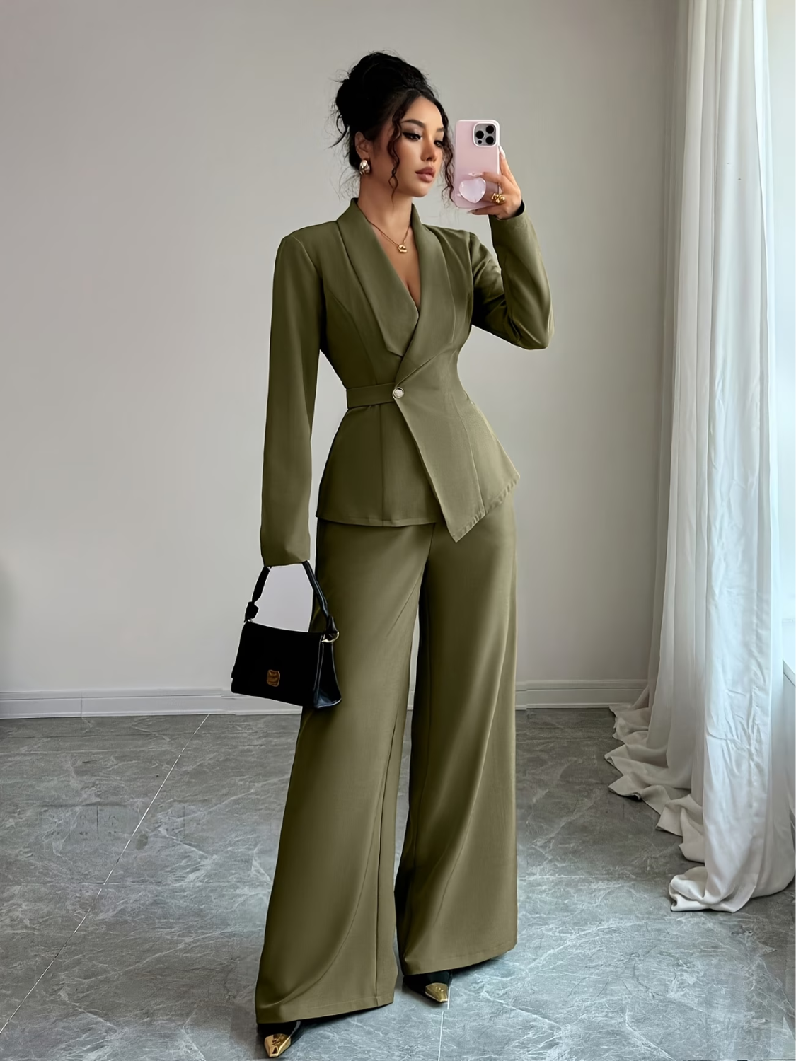 Conjunto Alfaiataria com Blazer Peplum Acinturado e Calça Pantalona- Loreta