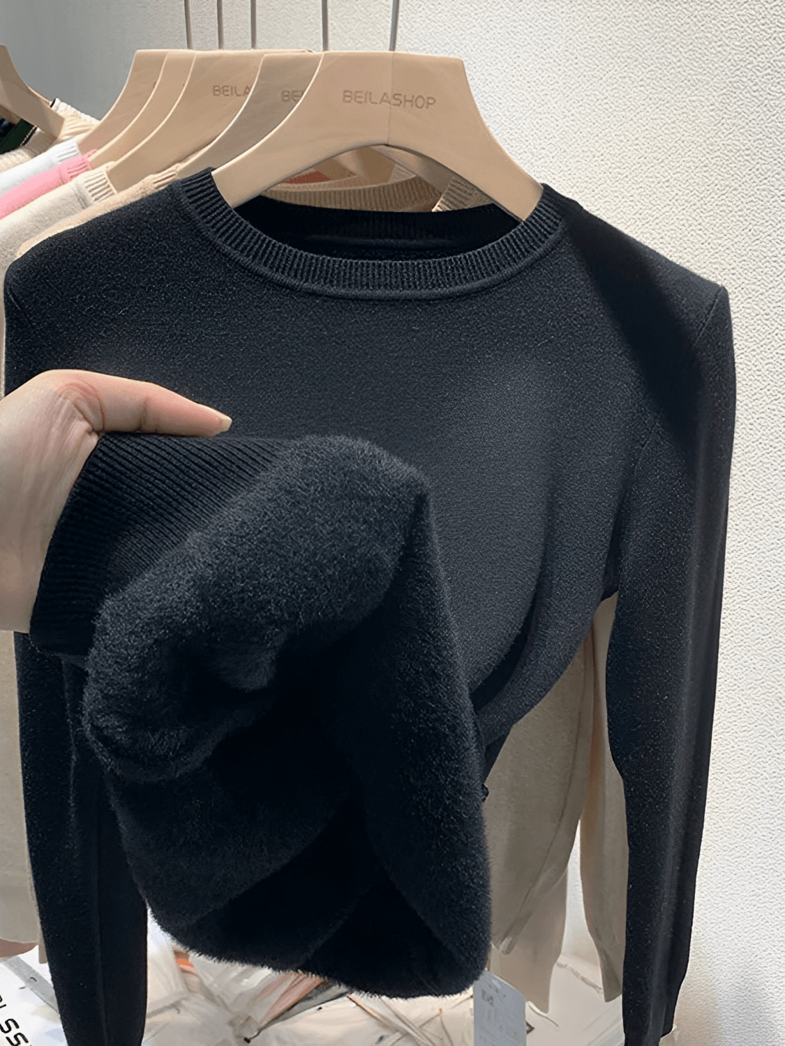 Suéter Feminino Peluciado em Tricô com Gola Redonda Térmico com Toque Aconchegante – Ceyda