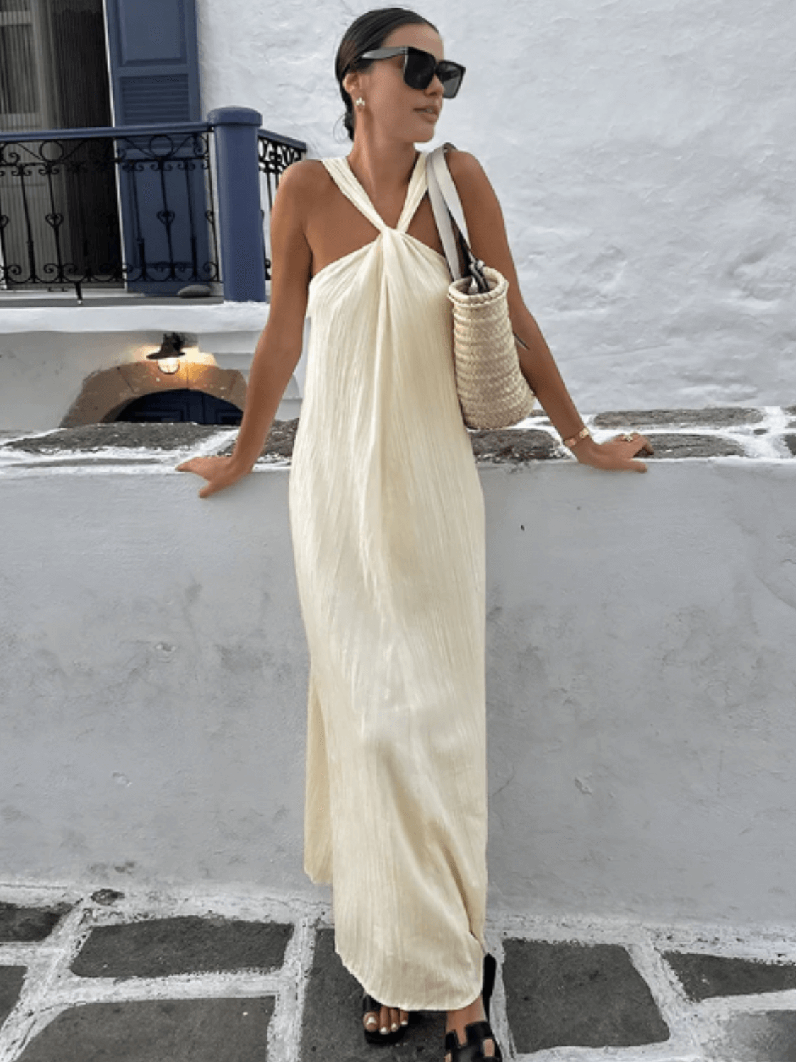 Vestido Feminino Longo em Viscose Texturizado com Alça Torcida Elegante – Renata