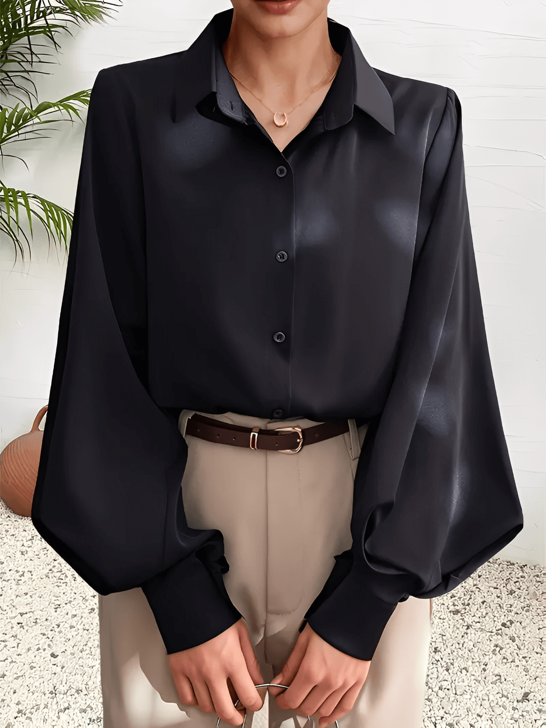 Camisa em Tecido Estruturado com Manga Lanterna e Gola Lapela – Scarllet