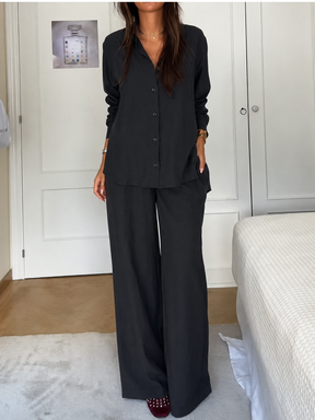 Conjunto com Camisa  Levemente Oversized e Calça Pantalona-  Magda