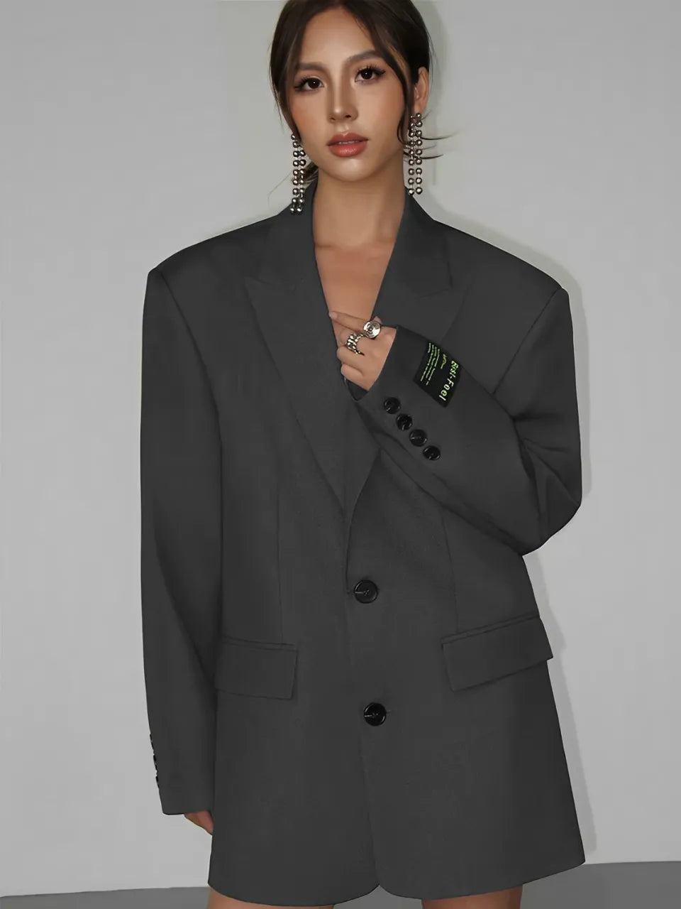 Blazer Oversized com Colarinho Entalhado e Bolsos - Aline