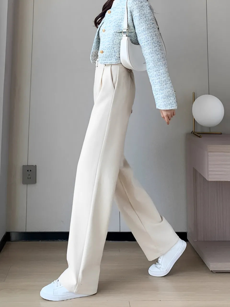 Calça Feminina Wide de Lã Batida com Cintura Alta de Elástico e Bolsos - Maysa.