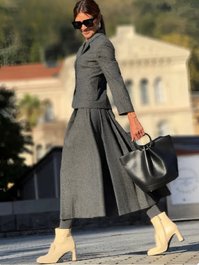 Conjunto de Blazer com Colarinho e Saia Midi em Lã Batida - Anastacia