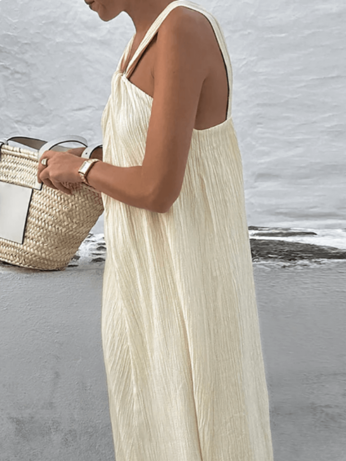 Vestido Longo em Viscose Texturizado com Alça Torcida Elegante – Renata