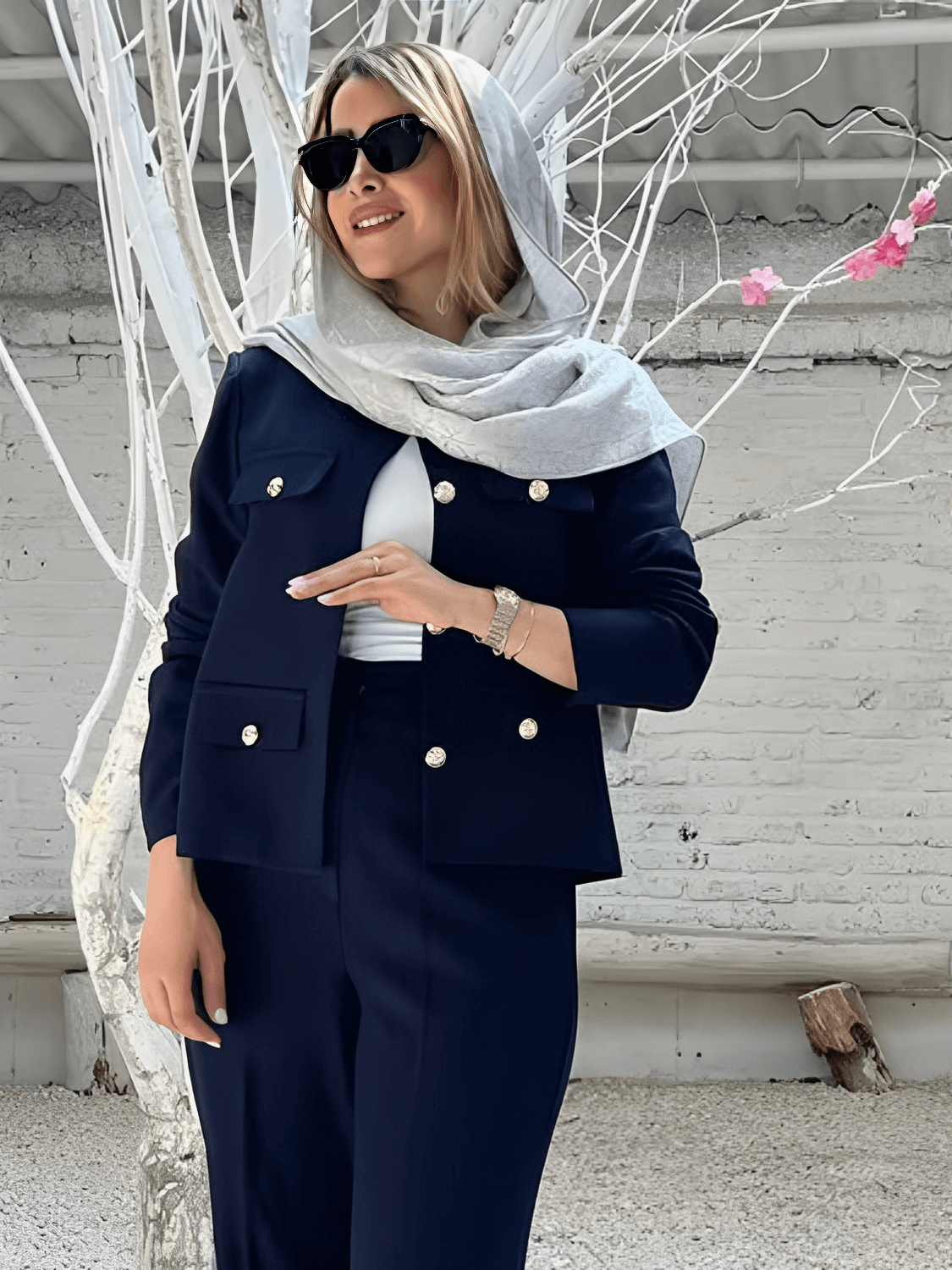 Casaco Tweed com Bolsos Decorativos e Fechamento em Botões - Angelique [FRETE FULL]