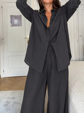 Conjunto com Camisa  Levemente Oversized e Calça Pantalona-  Magda