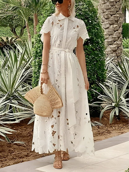 Vestido Feminino Longo com Mangas Curtas de Renda com Patchwork Floral Vazado e Faixa-Cinto – Edith