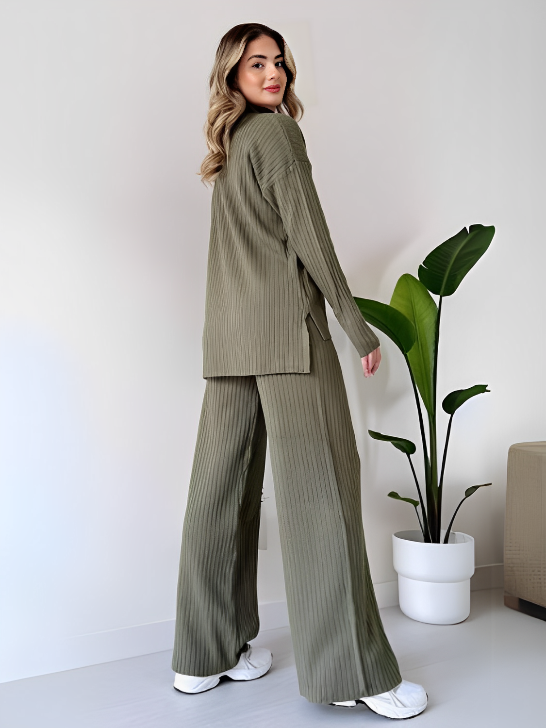 Conjunto de Tricô Canelado com Suéter Mullet e Calça Pantalona - Grace