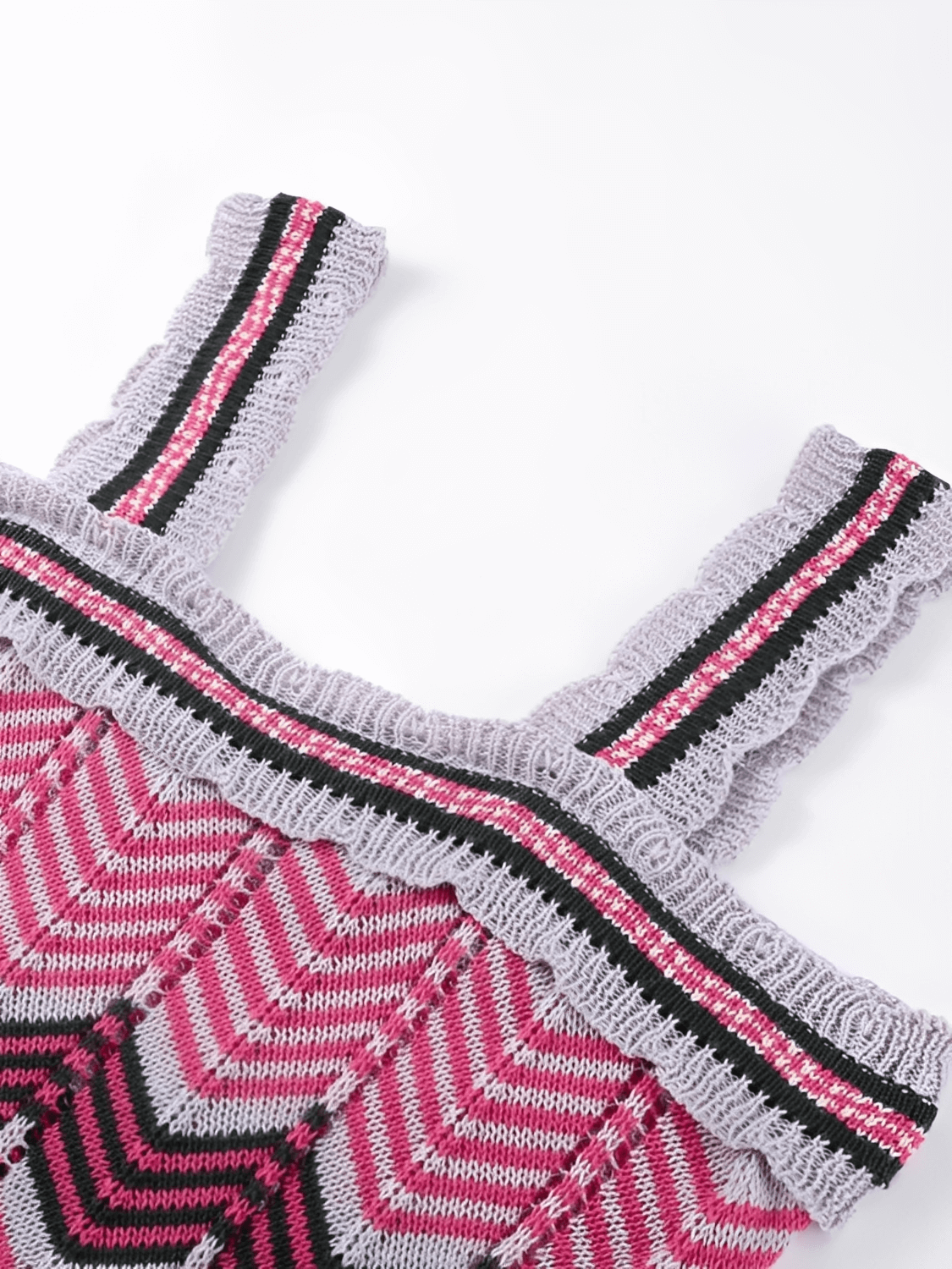 Vestido Feminino Longo Estampado Trabalhado em Patchwork Geométrico com Decote Quadrado e Alças Duplas – Malika