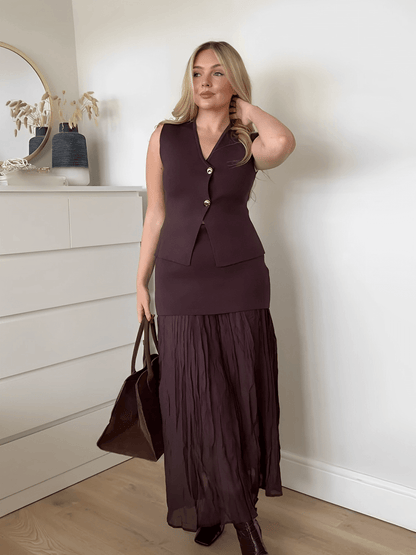 Conjunto Feminino Alfaiataria com Colete de Botões e Saia Longa em Camadas Plissada - Mirella