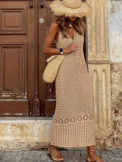 Vestido Feminino Midi em Crochê Vazado Com Decote V e Alças Largas – Samantha