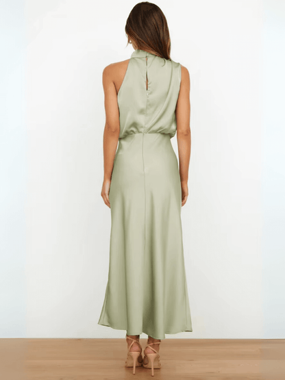 Vestido Feminino Midi Acetinado com Modelagem Acinturada Gola Alta e Detalhe Drapeado Elegante  – Rayca