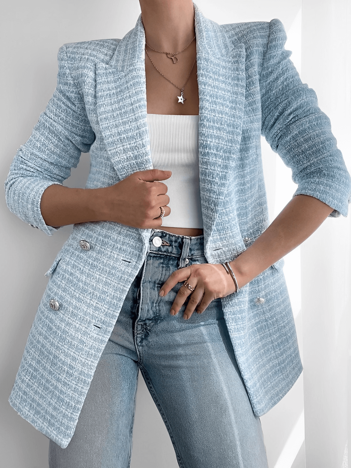 Blazer Tweed Texturizado com Fechamento Trespassado – Fiorella