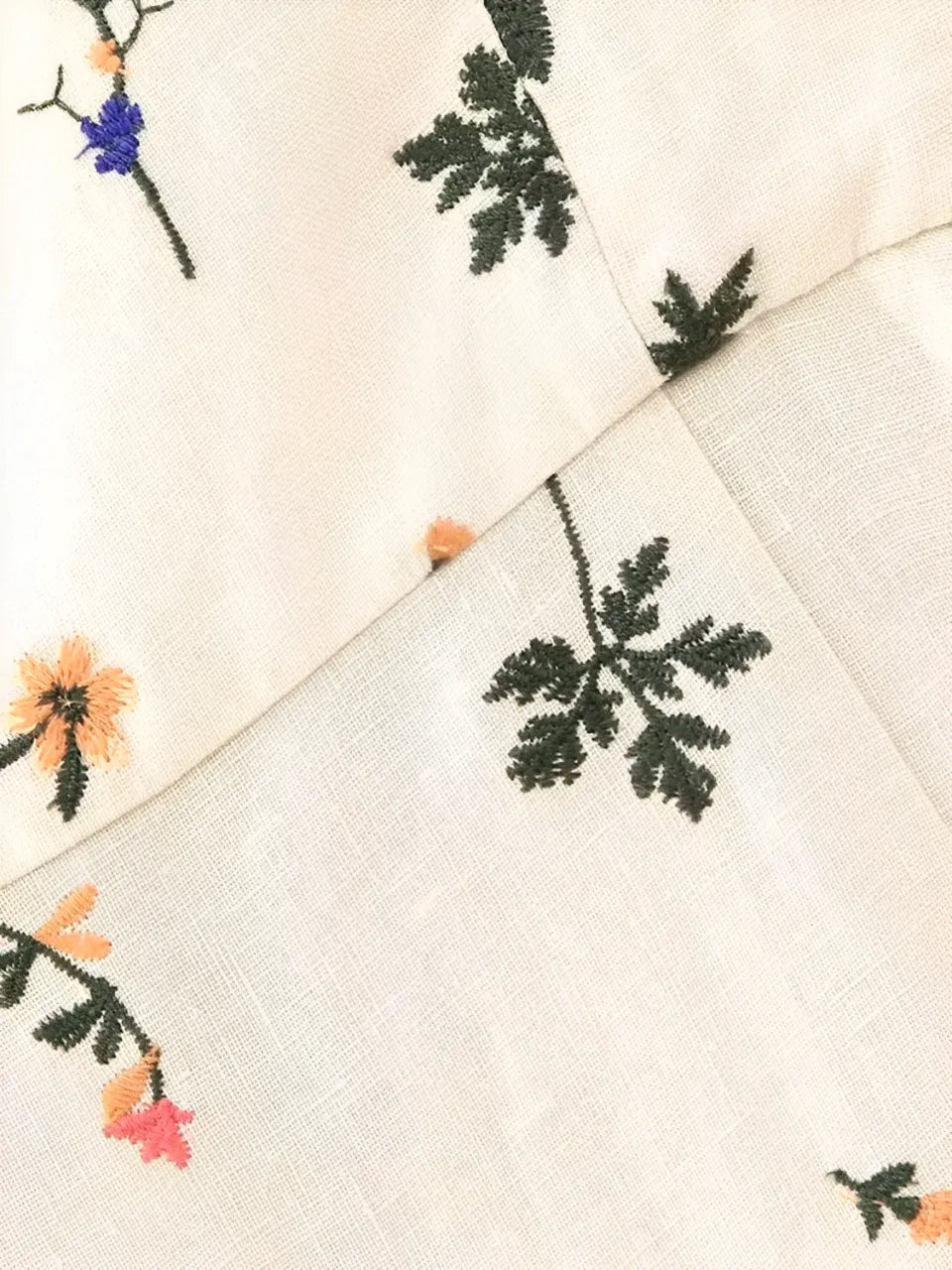 Vestido Midi de Linho com Estampa Floral e Amarração nas Costas - Malu