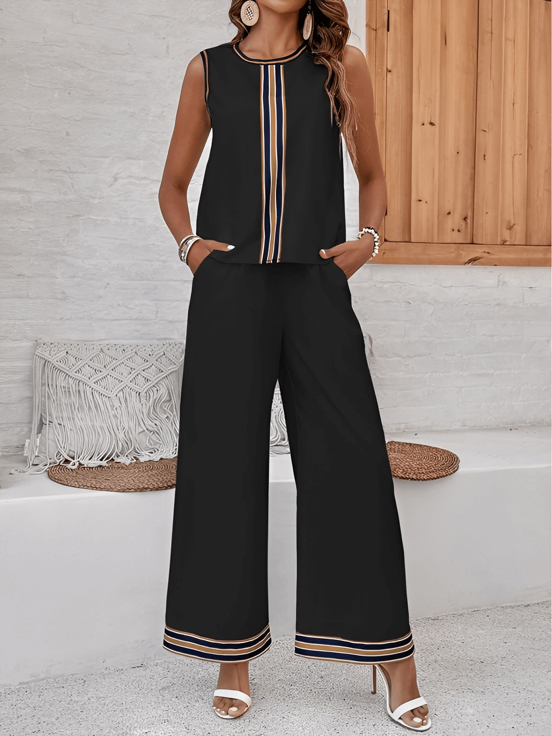Conjunto com Blusa Regata Estampada e Calça Cós Alto com Bolsos - Melody