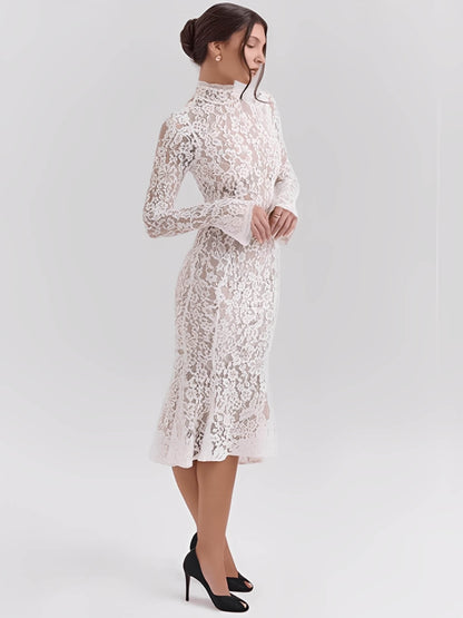 Vestido Feminino Midi em Renda Floral com Leve Godê Gola Alta e Manga Flare – Nagyla