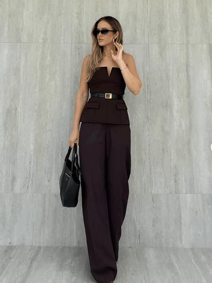 Blusa Feminina Tomara que Caia Estruturada com Recorte Frontal em V e Bolsos Decorativos - Rita