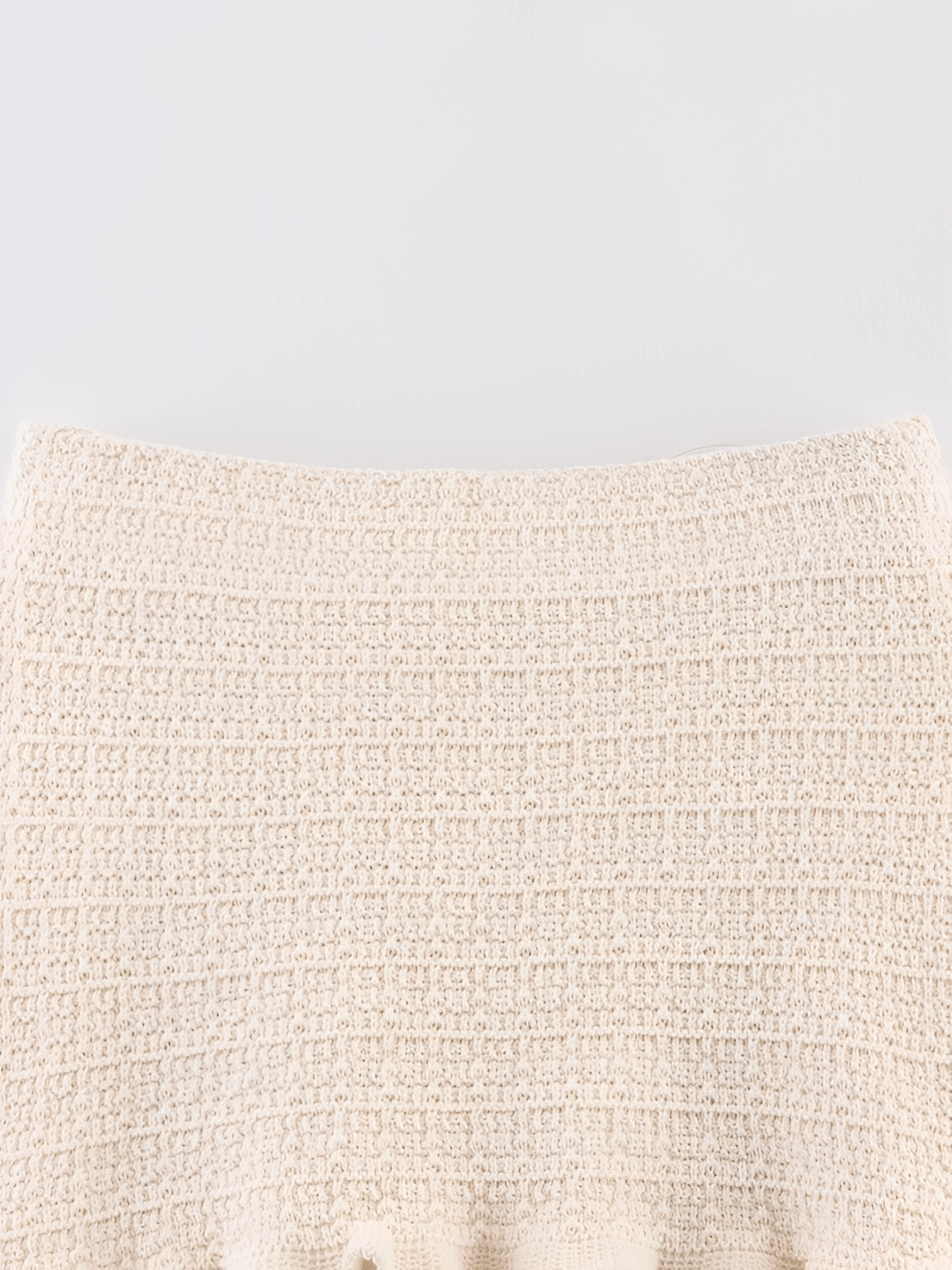 Conjunto Feminino em Tweed Texturizado com Blusa de Mangas Curtas Bolsos e Saia Longa Plissada em Duas Camadas - Suiany