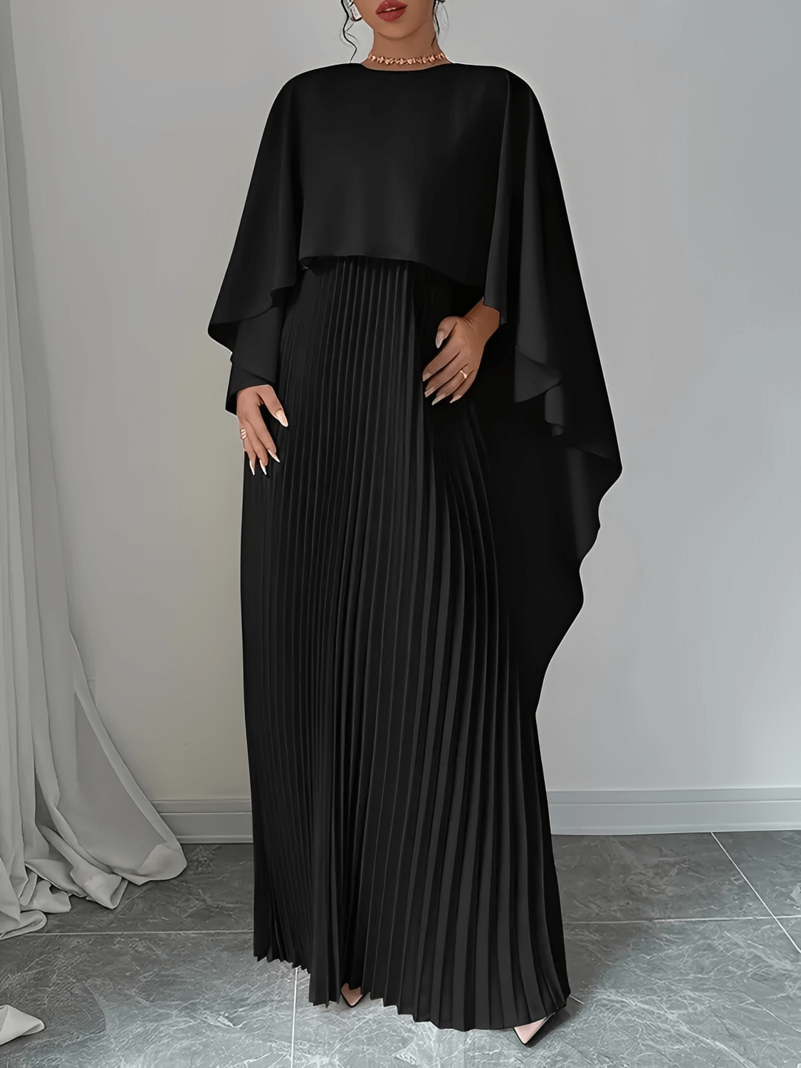 Vestido Longo de Festa Plissado com Capa Peplum Embutida – Loren