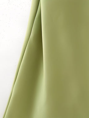 Vestido Longo Acetinado Halter com Capa Lateral e Costas Nuas - Serena