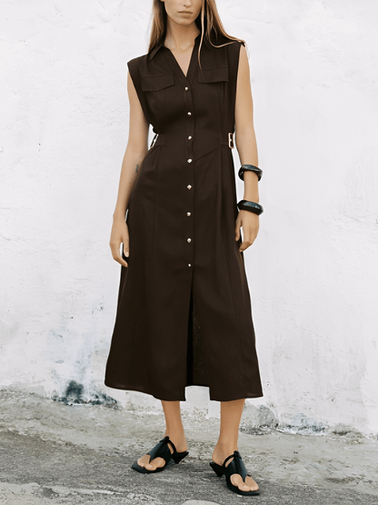 Vestido Feminino Midi Chemise Sem Mangas com Botões Frontais Bolsos Decorativos e Fivelas Laterais – Melina