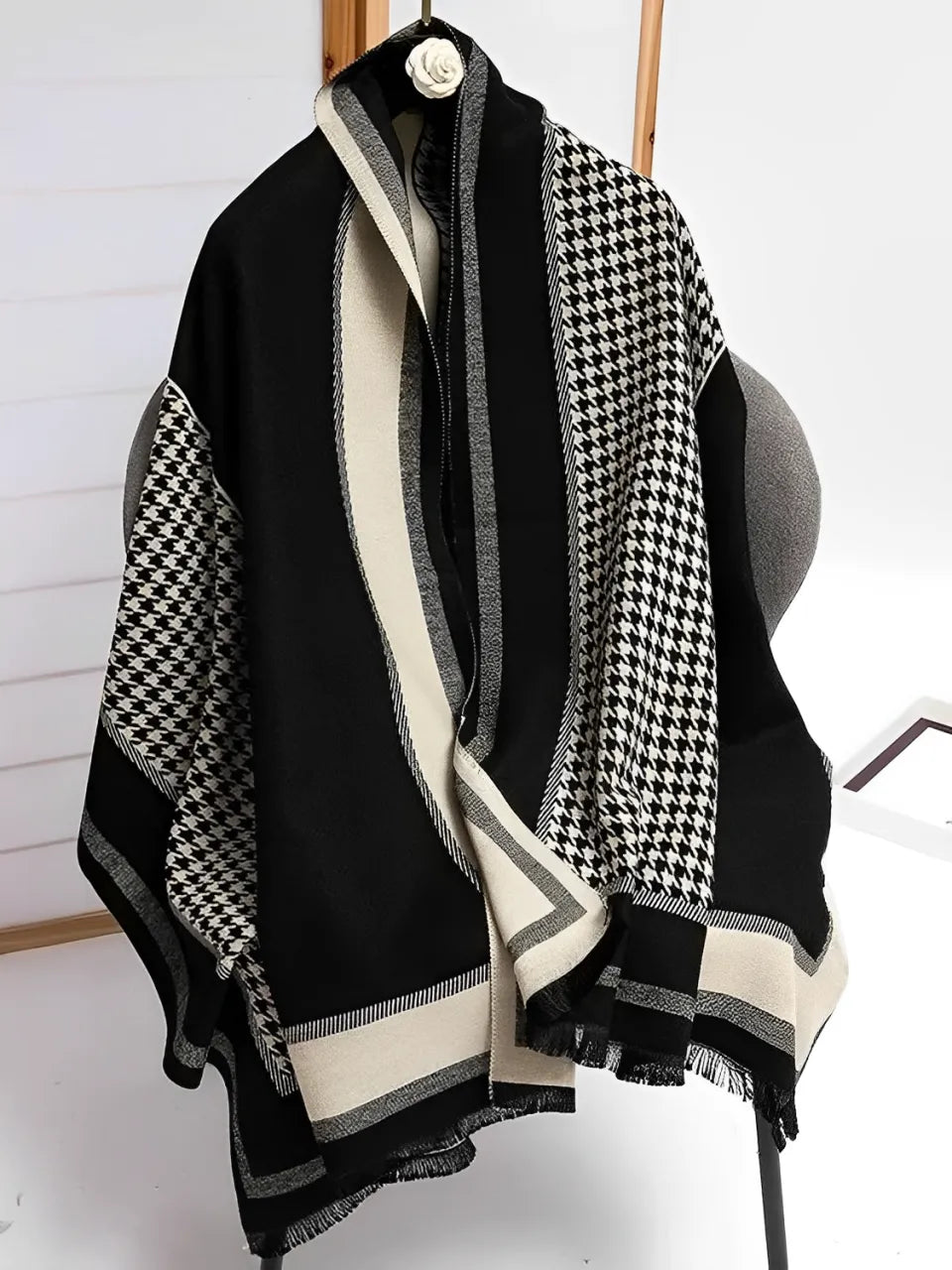 Cachecol Feminino em Caxemira Estampa Tweed Sofisticada - Marise