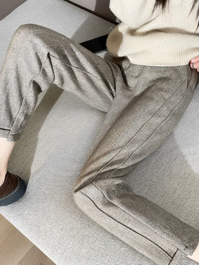 Calça Feminina Reta de Lã Caxemira com Cintura Alta e Elástico – Leda