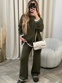 Conjunto Feminino com Suéter e Calça com Detalhes em Crochê – Íris