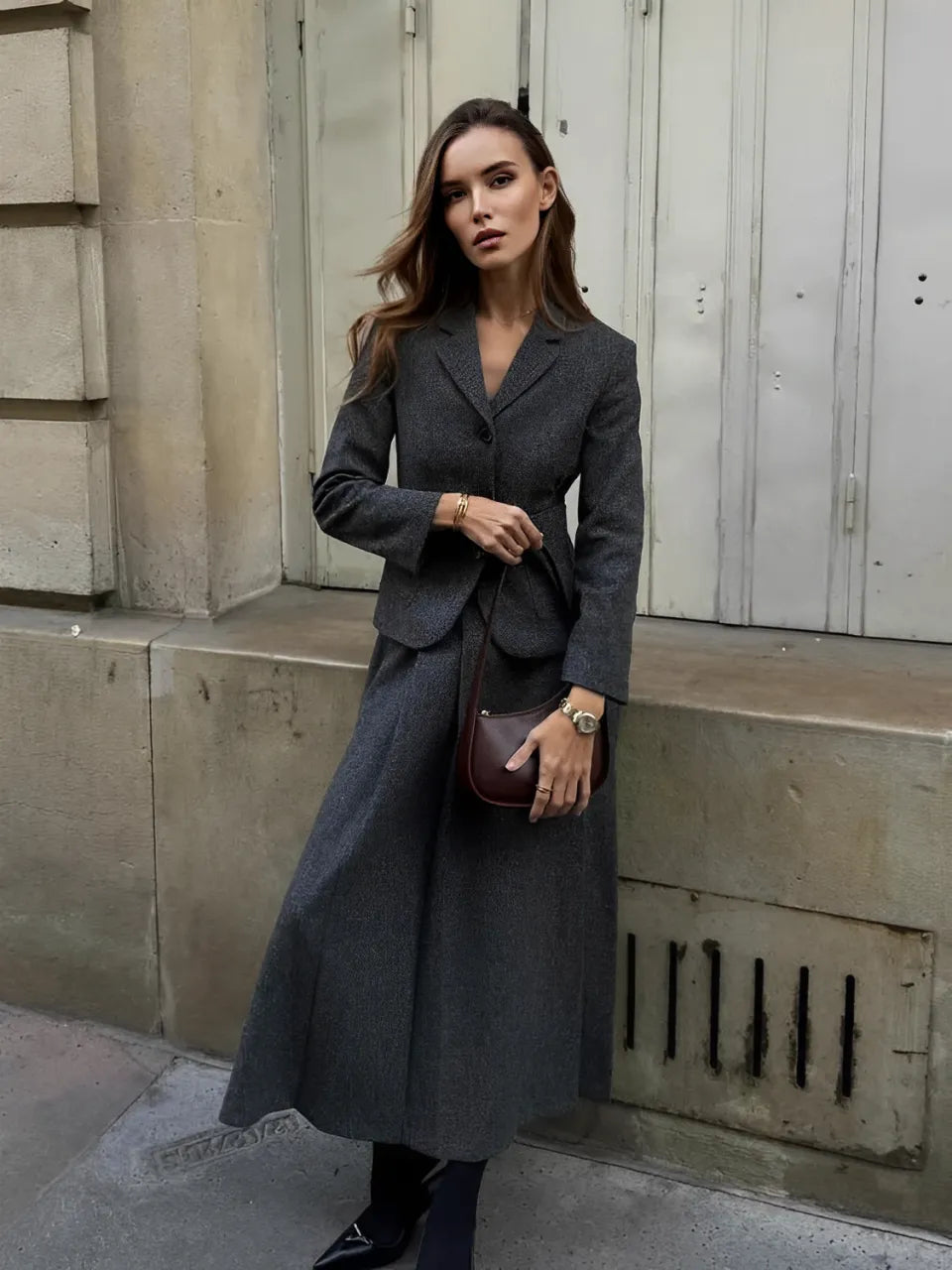 Conjunto de Blazer com Colarinho e Saia Midi em Lã Batida - Anastacia