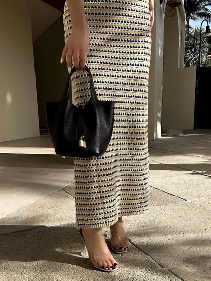 Vestido Feminino Longo Listrado em Viscose Sem Mangas com Decote Redondo - Pâmela [FRETE FULL]