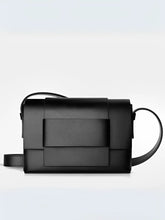 Bolsa Quadrada Couro PU com Alça Transversal e Fecho Magnético - Judy