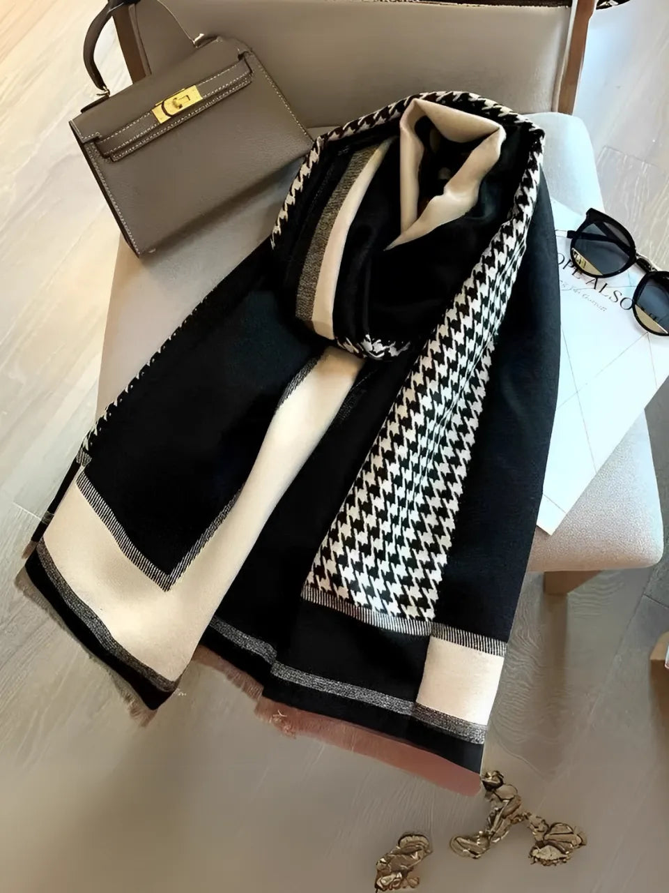 Cachecol Feminino em Caxemira Estampa Tweed Sofisticada - Marise