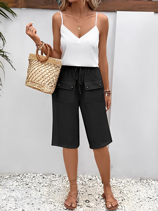 Bermuda Feminina com Bolsos Cargo e Cintura Elástica - Kylie
