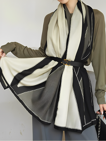 Cachecol Feminino em Caxemira Estampado Sofisticado com Franjas Delicadas – Marluce
