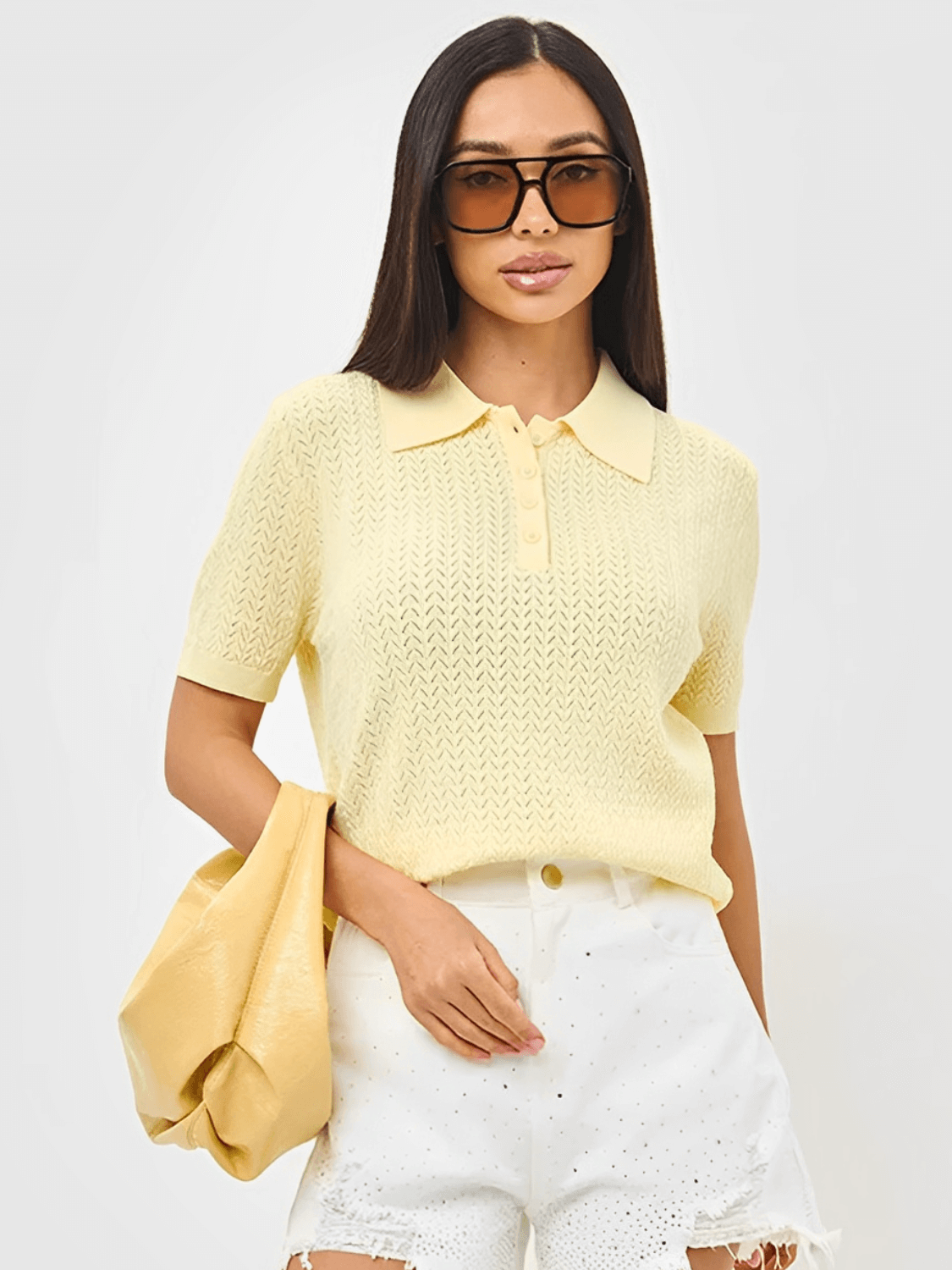 Blusa Feminina em Viscose Texturizada com Gola Polo e Decote com Botões Frontais - Tábata