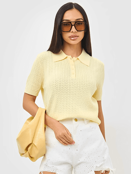 Blusa Feminina em Viscose Texturizada com Gola Polo e Decote com Botões Frontais - Tábata